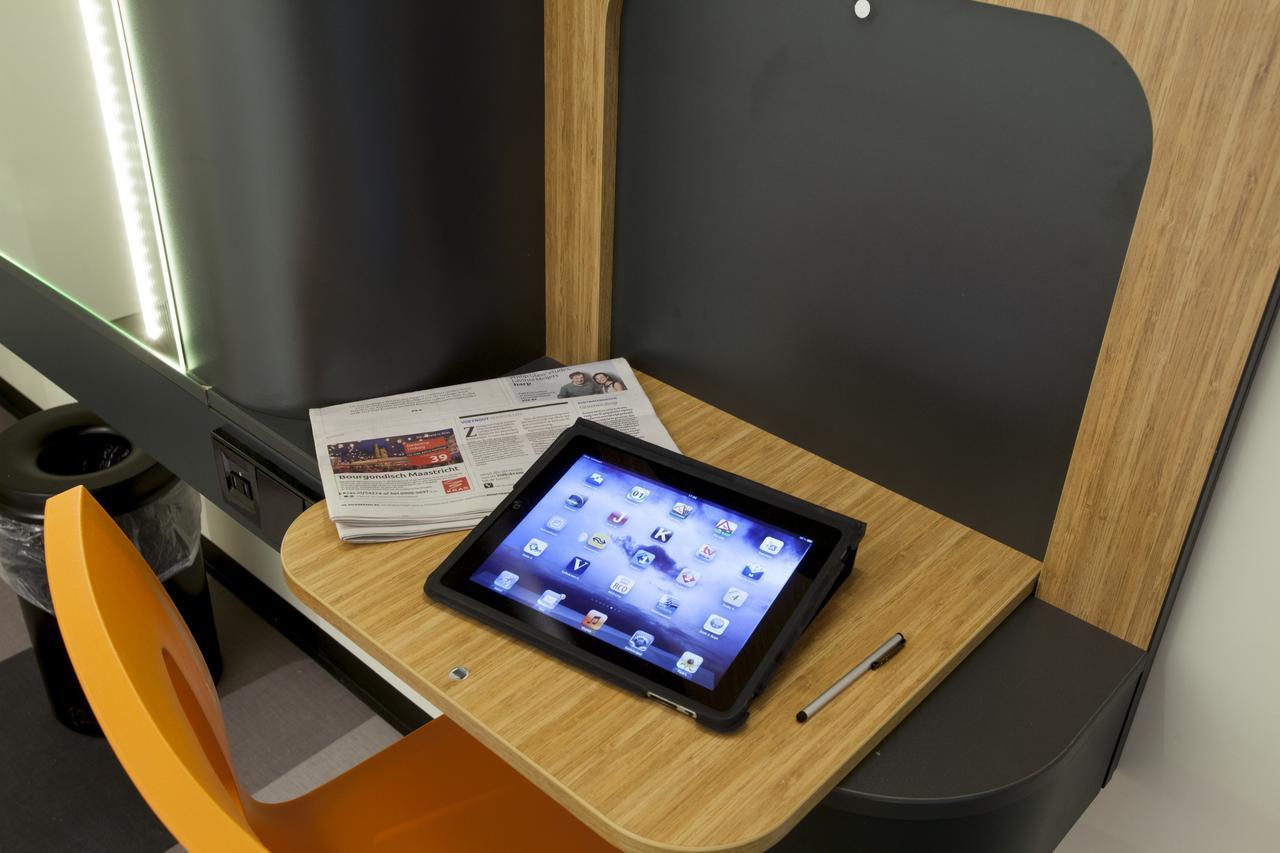 Easyhotel Amsterdam Hotel 2*